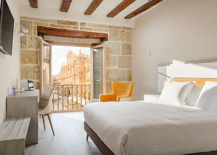 Salamanca Luxury Plaza
